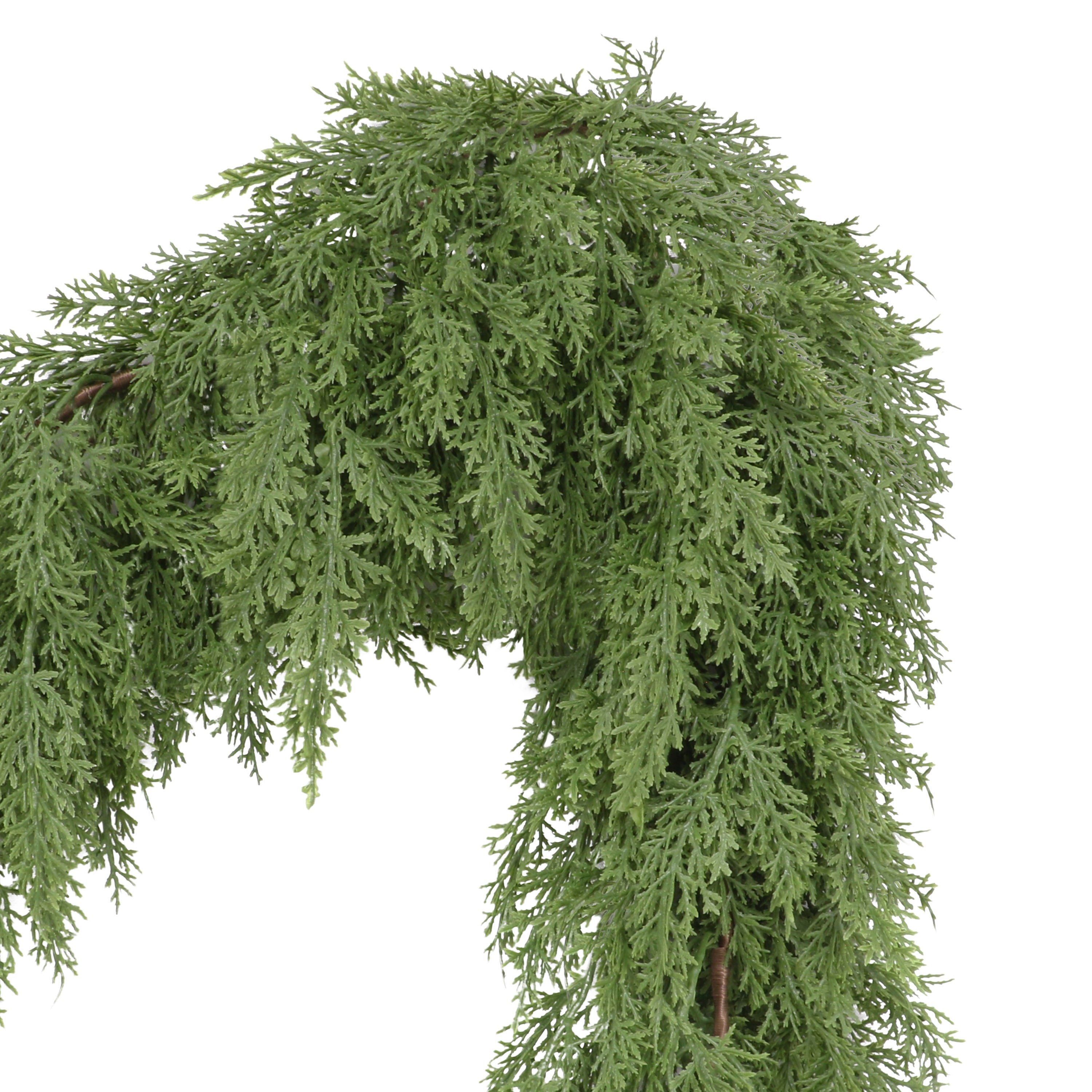 9ft. x 10in. Cascading Garland
